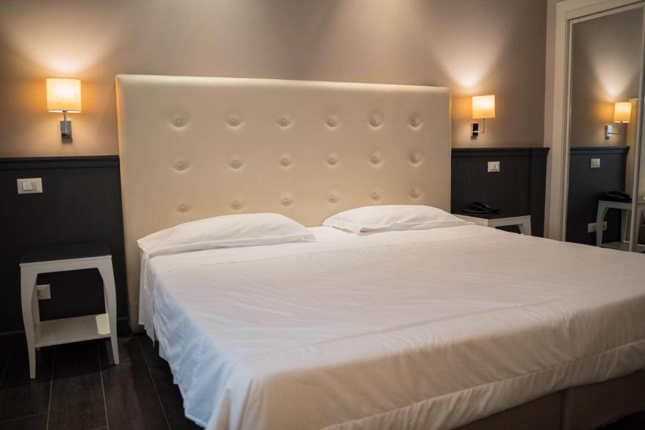 Hotel Mediterraneo 3*