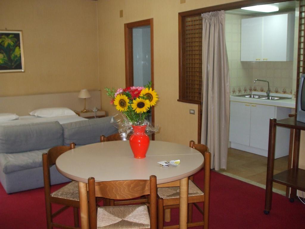 Hotel Mediterraneo 3*