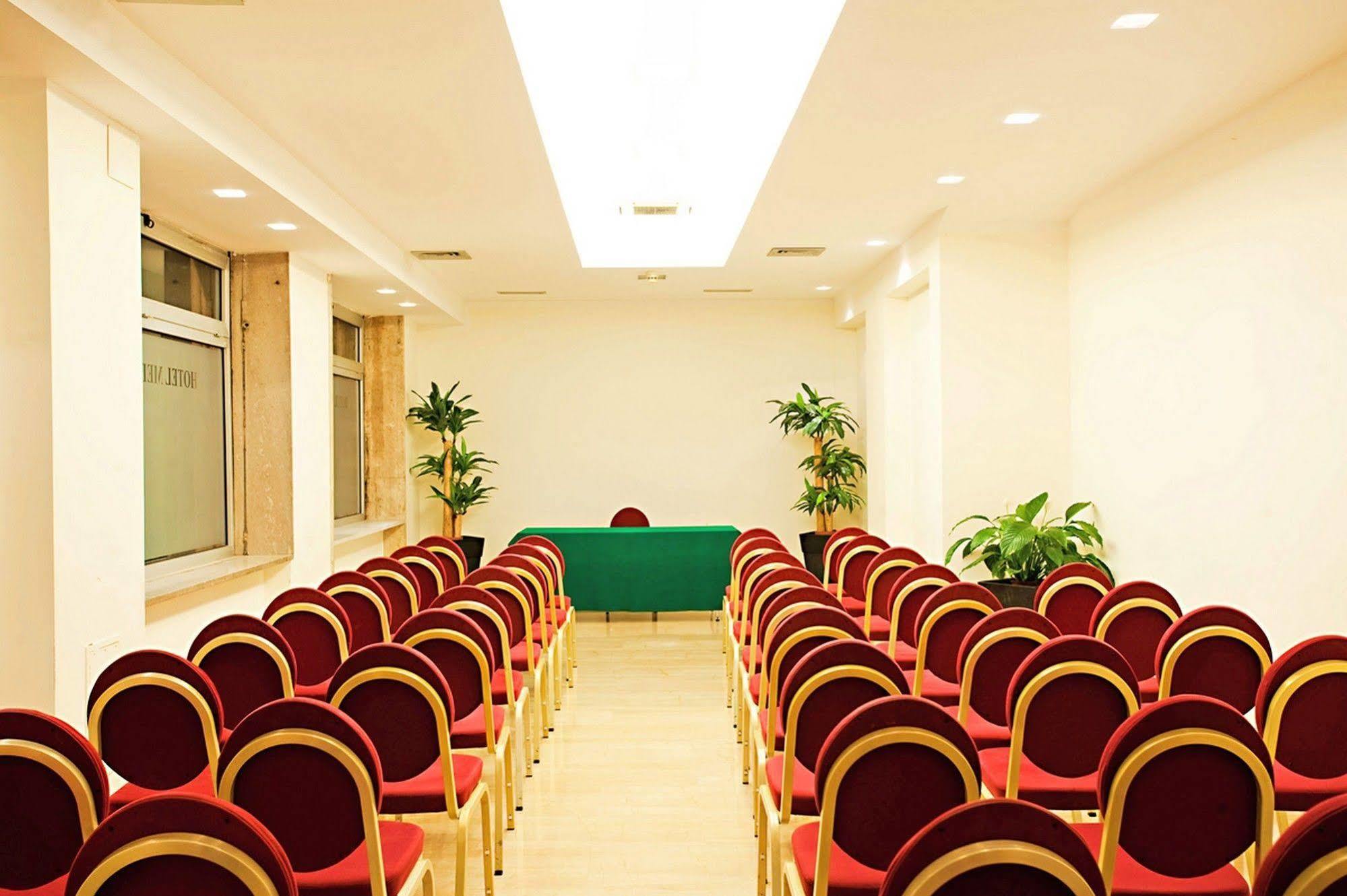 Hotel Mediterraneo 3*