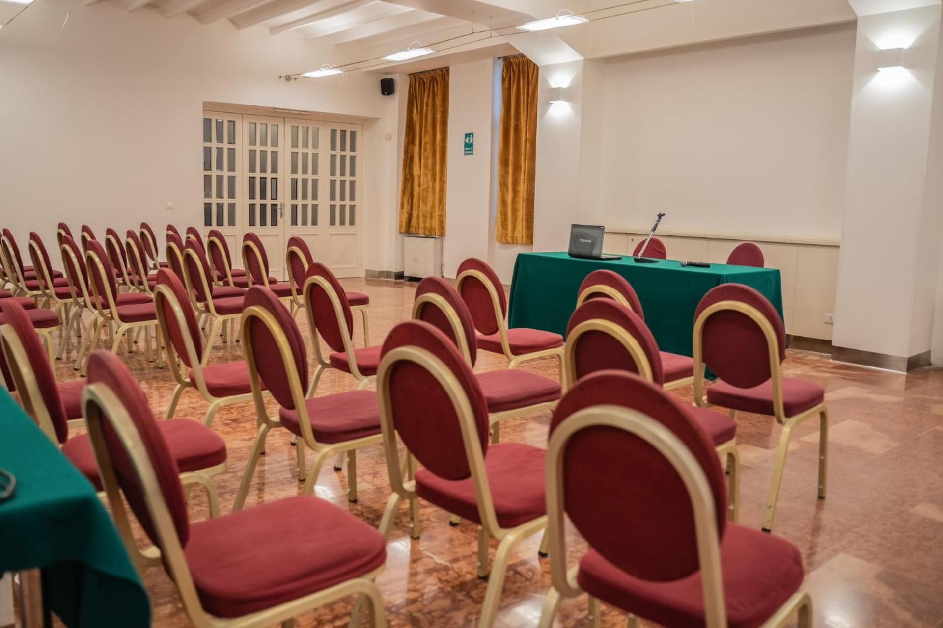 Hotel Mediterraneo 3*